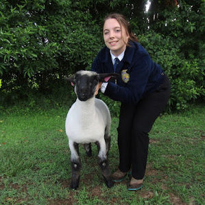 Meet your Posher, Tabitha